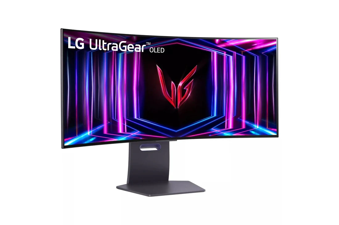 LG 34GS95QE-B 34" UltraGear™ OLED WQHD 240Hz 0.03ms G-SYNC Compatible 800R Curved Gaming Monitor - Image 2
